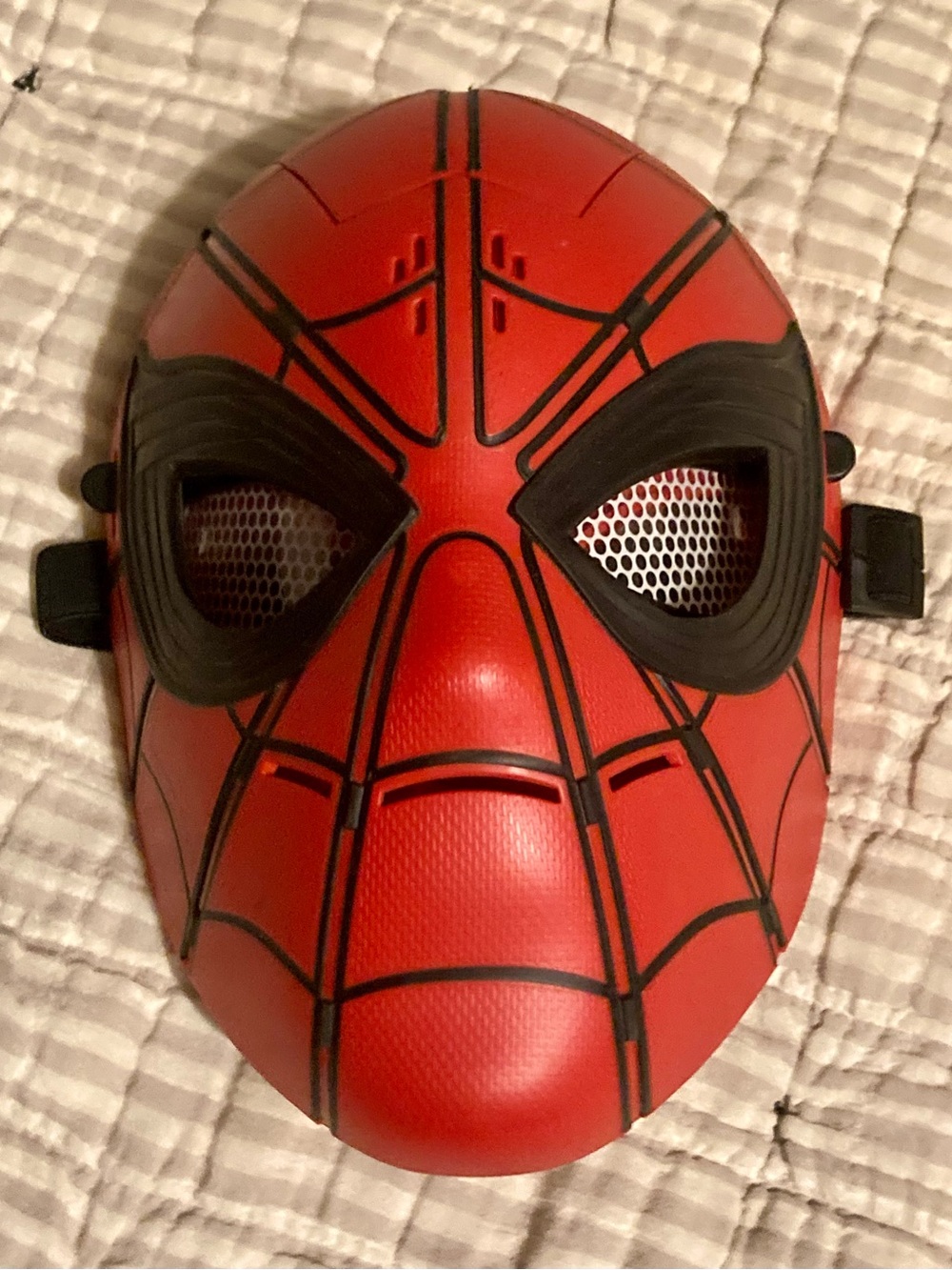 2016 Hasbro Marvel Spiderman Homecoming Spider Sight Mask w/ Moving Eyes & Mouth
